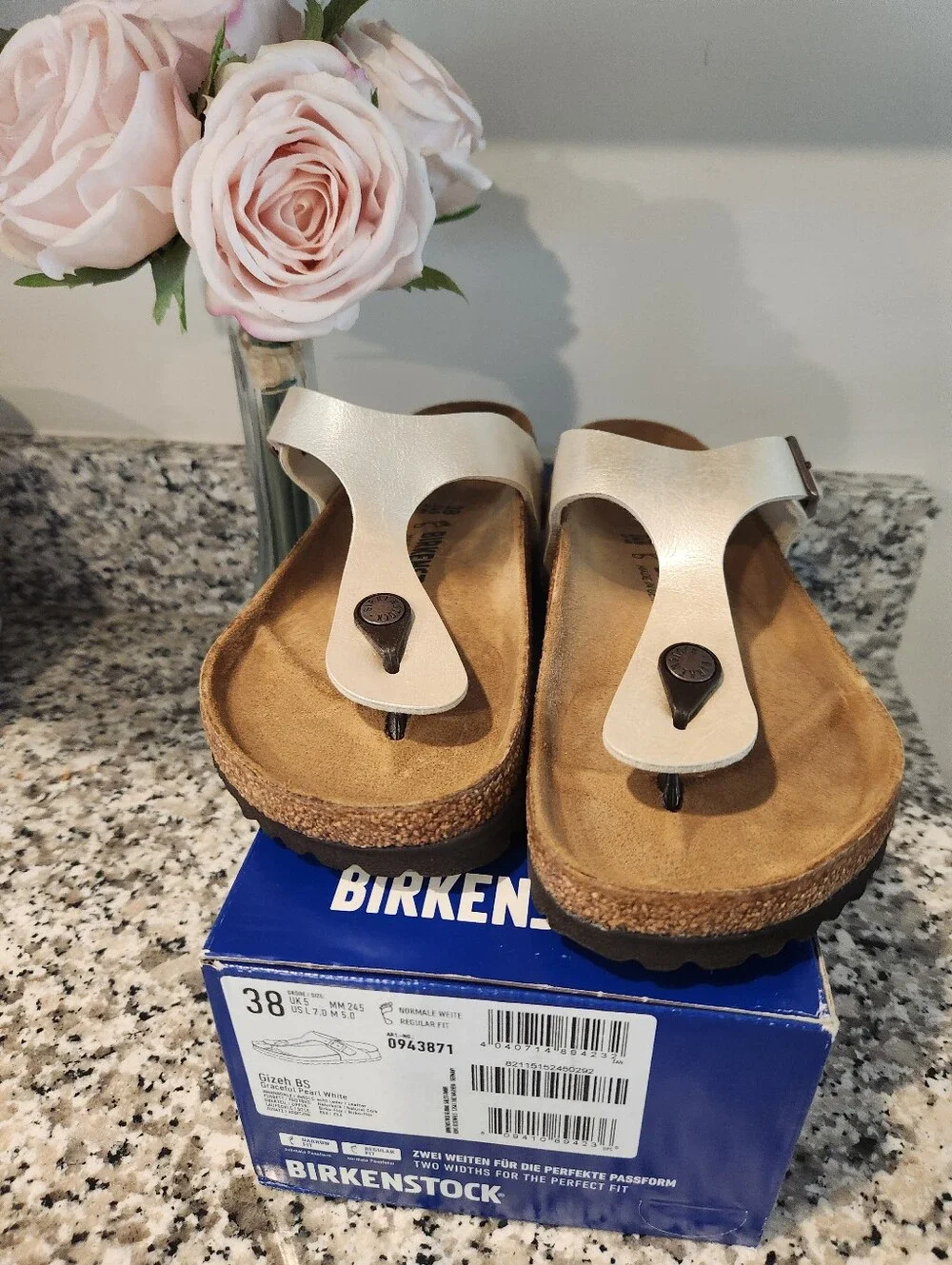 NIB Birkenstock Gizeh Graceful Pearl White 38